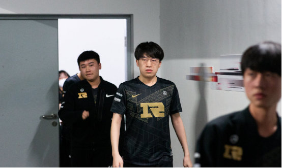 及门前冷静 及门前冷静