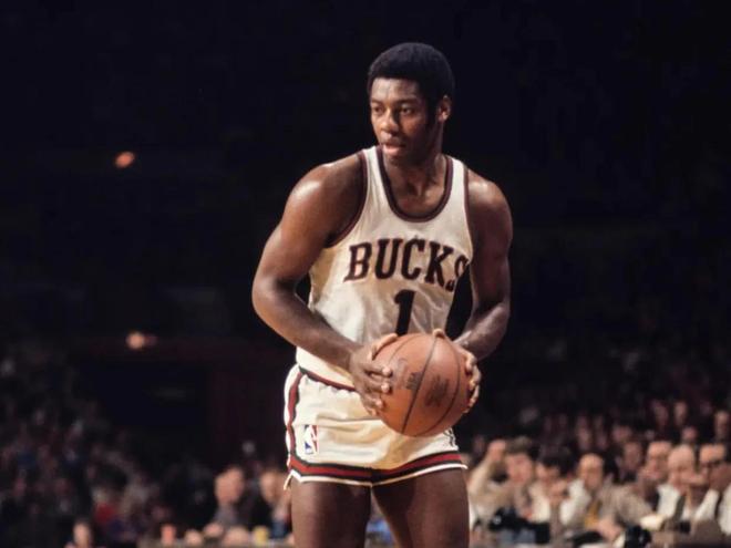 内保留引援 内保留引援