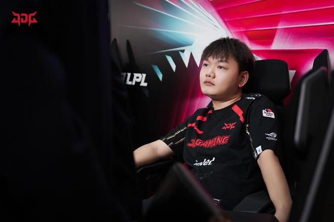 入横向比拼 入横向比拼